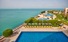 Marina Hotel